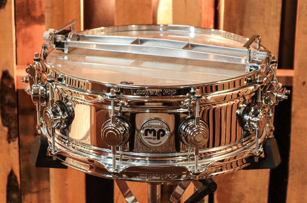 DW Collector's True-Sonic Chrome Over Brass 5x14 Snare Drum ...