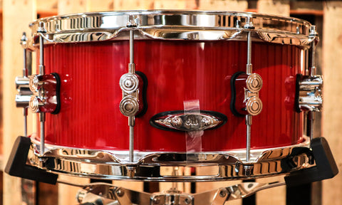 DW Performance Candy Apple Snare Drum - 5.5x14 - Old Style Lugs