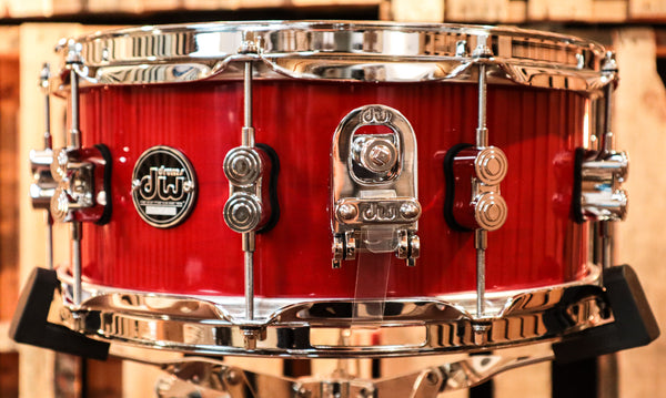 DW Performance Candy Apple Snare Drum - 5.5x14 - Old Style Lugs