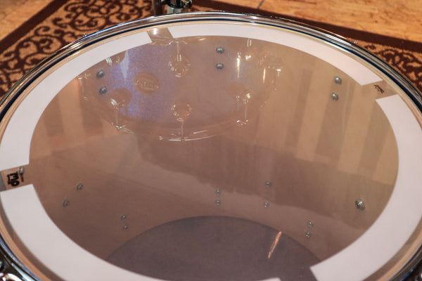 DW Performance Blue Sparkle Floor Tom - 16x18