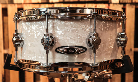 DISC Pearl Philharmonic 14x5 Orchestral Snr Drm, White Marine Pearl