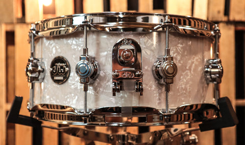 DW Performance White Marine Pearl Snare Drum - 5.5x14