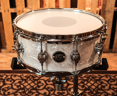 DW Performance White Marine Pearl Snare Drum - 5.5x14