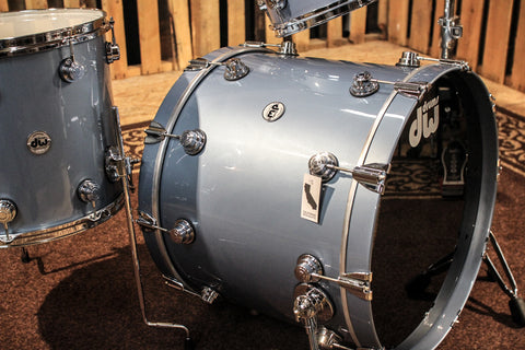 DW Collector's Maple/Mahogany Blue Mist Metallic Drum Set - SO#1105550
